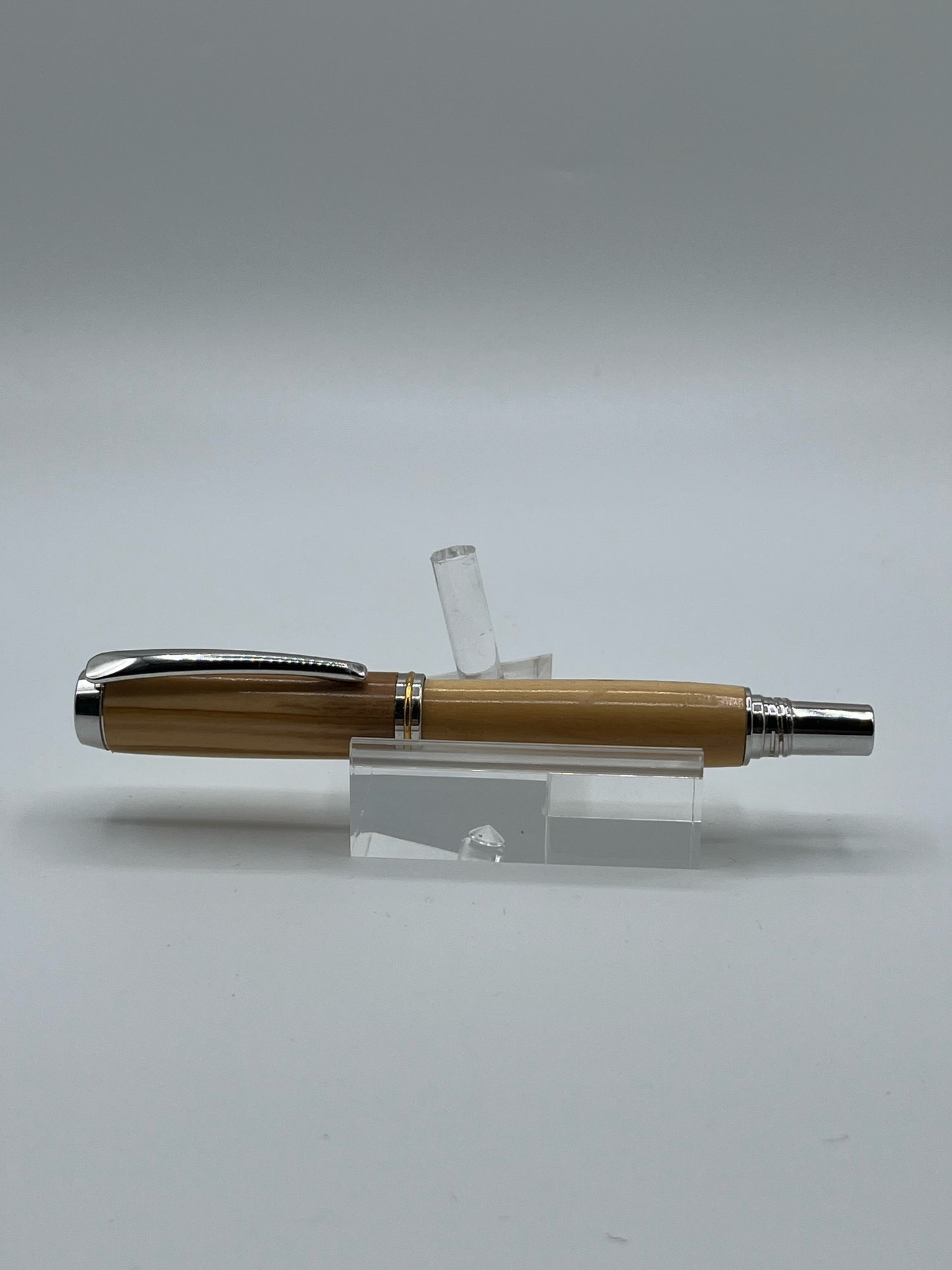 JR. Gentlemen's Pen