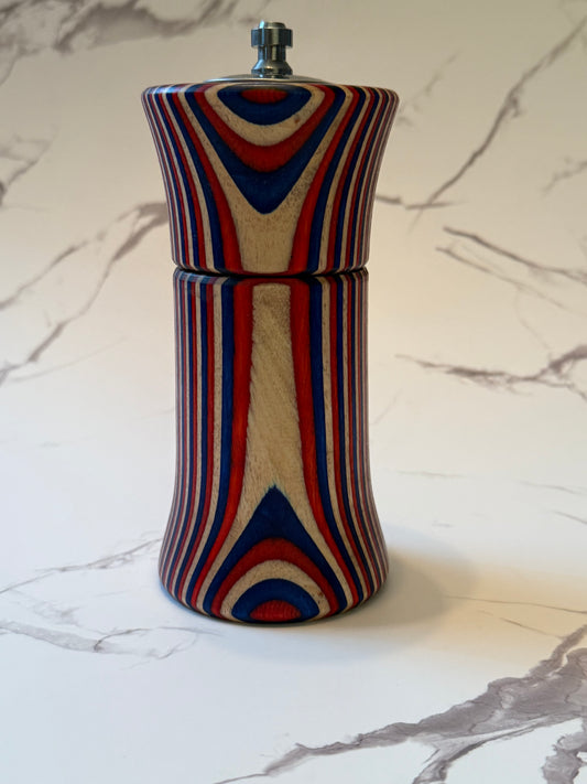 Salt and Pepper Mill Cobination
